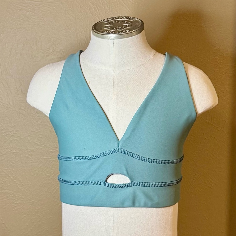 Five Dancewear Vintage Women's Green V-Neck Crop Top